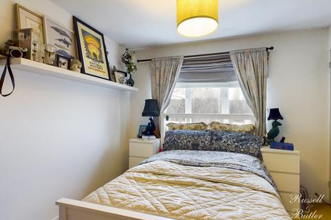 26 Campbell Close, Buckingham, MK18 7HP