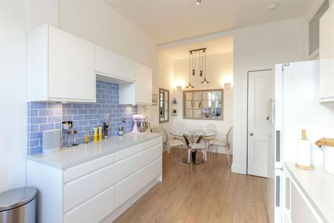2 bedroom flat for sale, 13/7 Bruntsfield Avenue, Edinburgh, EH10