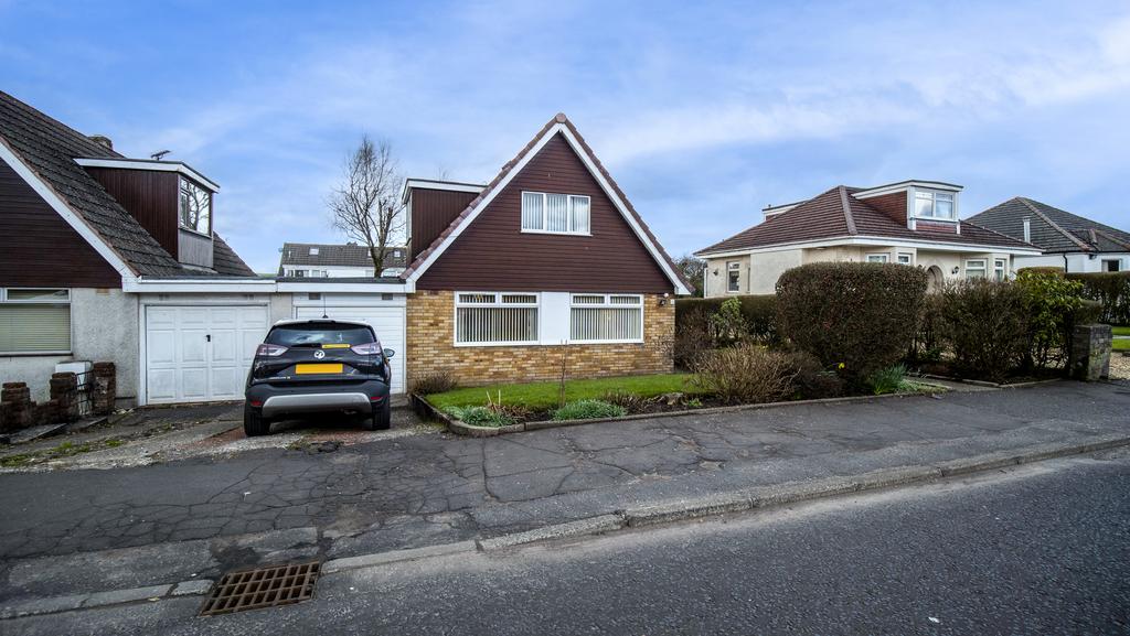 Kingston Road, Neilston G78 4 bed detached villa £245,000