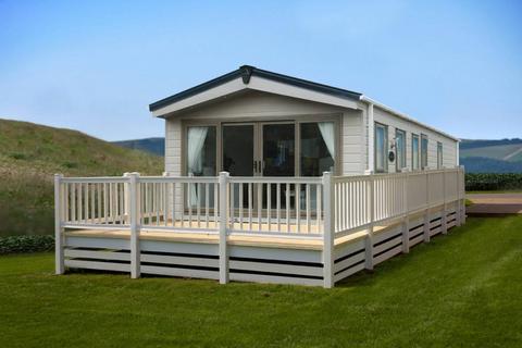 2 bedroom lodge for sale, Widemouth Fields Holiday Park