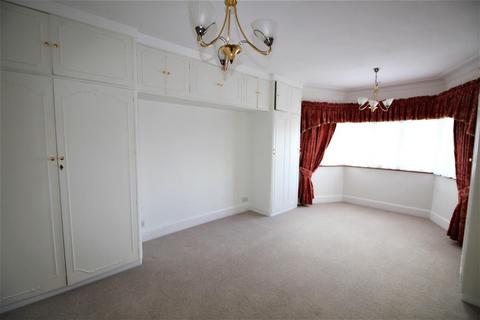 15 Alderton Crescent, London, NW4 3XU