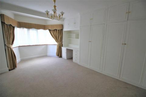 15 Alderton Crescent, London, NW4 3XU