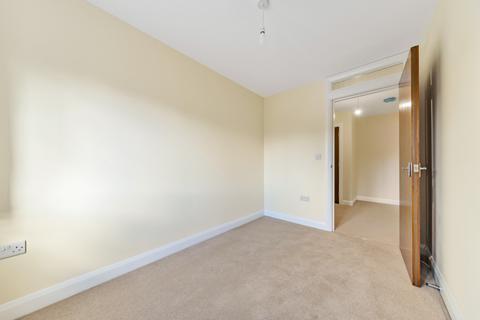 2 bedroom flat to rent - Flat 5 Miller House, Northfield Farm Lane, Witney, OX28 1UD