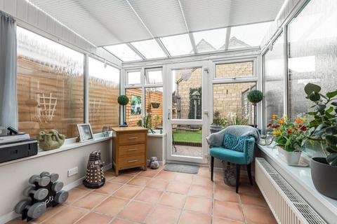 7 Painswick Close, Witney, OX28 5FX