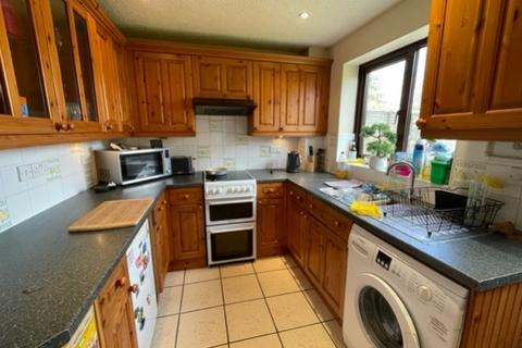 2 bedroom semi-detached house to rent - Thorney Leys, Witney, Oxon, OX28 5LS