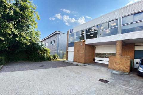 Warehouse to rent, Unit C2, Brooklands Close, Sunbury-On-Thames, TW16 7DX