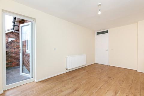 23 Steve Biko Lane, London, SE6 3QH