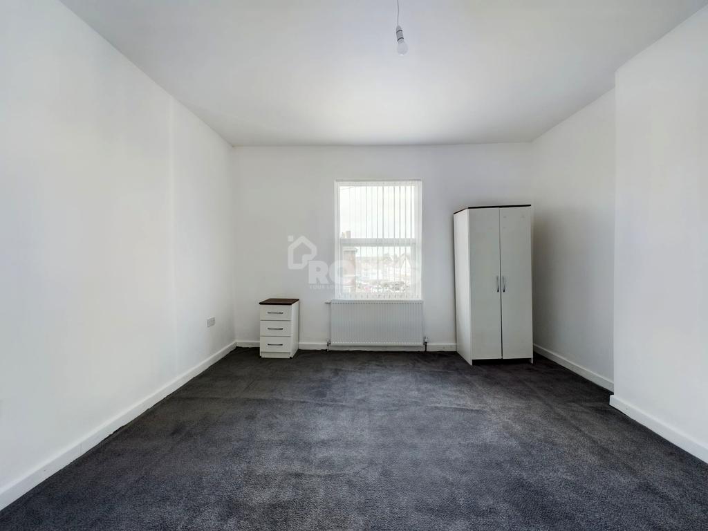 Bushbury Road, Wolverhampton, West Midlands 2 bed flat £850 pcm (£196 pw)