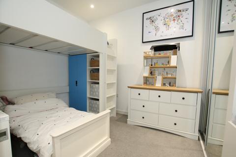1 bedroom flat for sale, Old Station Approach, Winchester