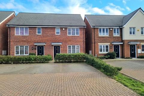 16 Bective Close, Northampton, NN2 7FE