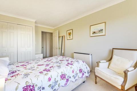 2 bedroom retirement property for sale, High Barnet,  Barnet,  EN5