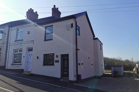 3 bedroom house to rent, Hollin Lane, Crigglestone, Wakefield, West Yorkshire, UK, WF4