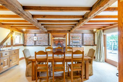Hawksnest Barn Easinghope Lane, Broadwas, Worcester, WR6 5PA