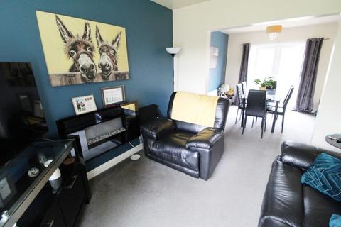 2 Meadow Close, Ormesby, Middlesbrough, TS7 9AY