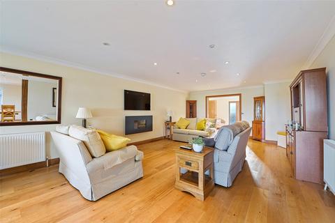 Oak Lodge Green Lane, Burnham-on-crouch, CM0 8PU