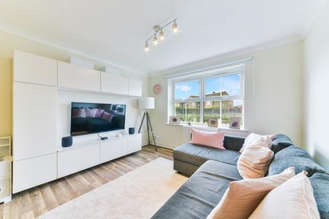 1 bedroom flat for sale, Grove Road, Mitcham CR4
