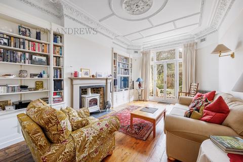 42 The Avenue, London, W13 8LR