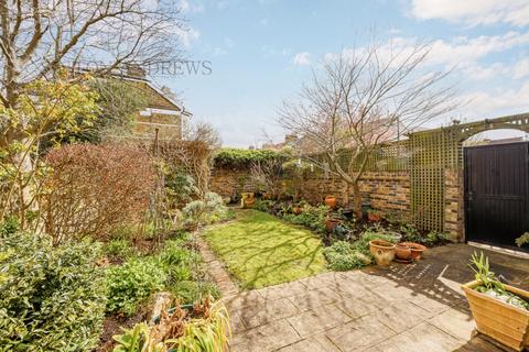 42 The Avenue, London, W13 8LR