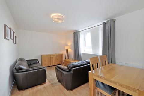 2 bedroom flat to rent, Salisbury Court, City Centre, Aberdeen, AB10