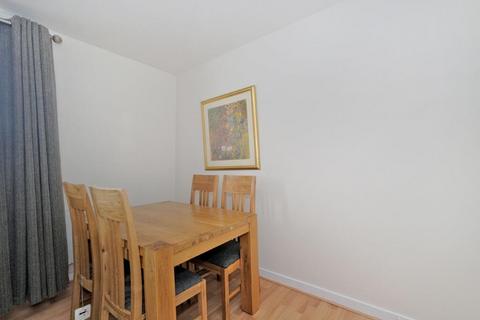 2 bedroom flat to rent, Salisbury Court, City Centre, Aberdeen, AB10