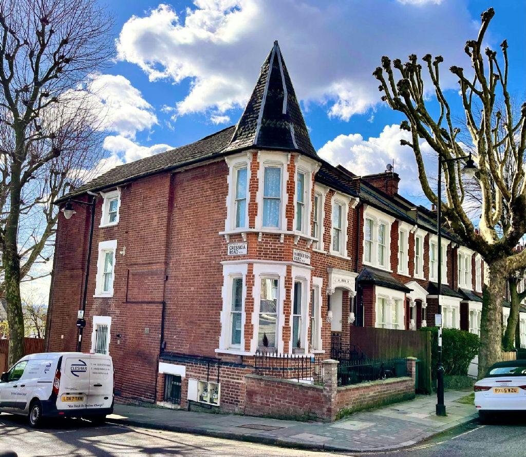 Harberton Road Whitehall Park N19 3JP 1 bed flat for sale £295,000