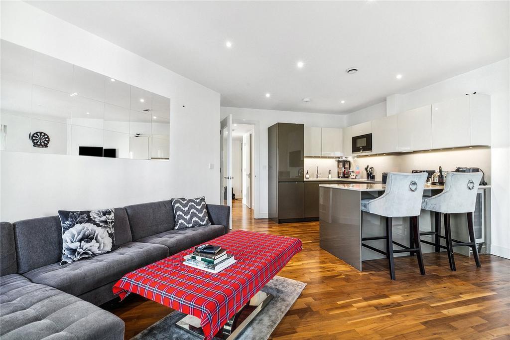 Trafalgar House, Juniper Drive, London 2 bed flat £3,380 pcm (£780 pw)