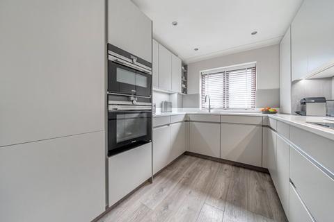 2 bedroom apartment for sale, Thornbury Square, Highgate, N6