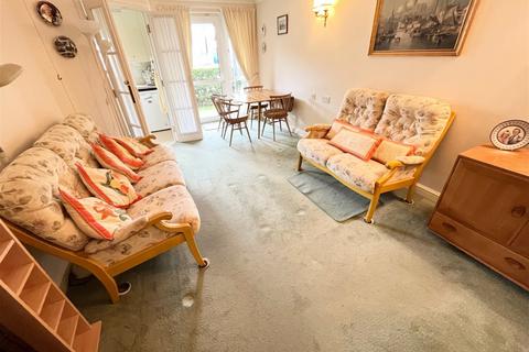 2 bedroom flat for sale - Tembani Court | Colin Road | Paignton