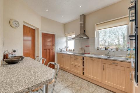 25 Smirrells Road, Birmingham, B28 0LA
