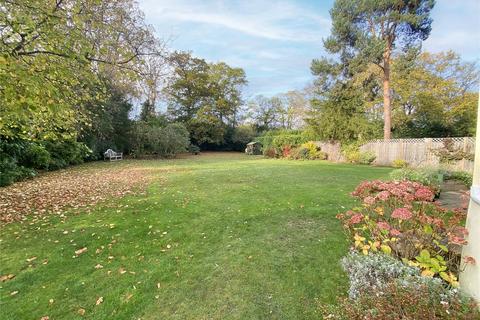 6 bedroom detached house for sale, Westcar Lane, Walton-On-Thames, KT12