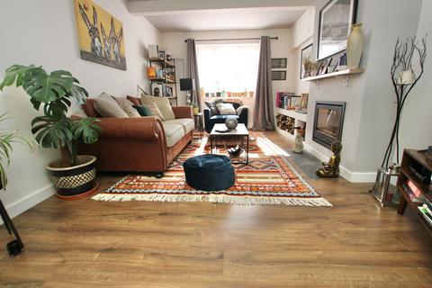4 bedroom semi-detached house for sale - Cockering Road, Canterbury