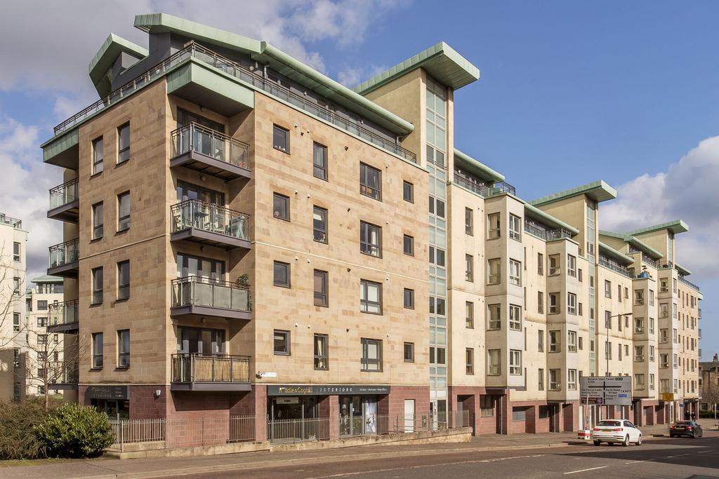 196/11 Lindsay Road, Edinburgh, EH6 6ND 2 bed flat £265,000