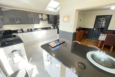 2 bedroom semi-detached house for sale, Beaconside, Marsden, South Shields, Tyne and Wear, NE34 7PX