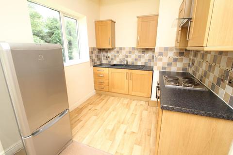 2 bedroom flat to rent, Woodleigh Hall Mews, Rawdon, Leeds, West Yorkshire, UK, LS19