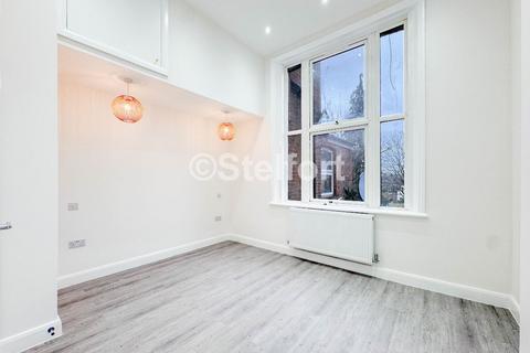 undefined, Archway Road, London N6