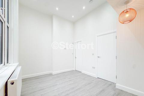 undefined, Archway Road, London N6