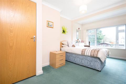 15 Rolleston Avenue, Petts Wood, Orpington, BR5 1AJ