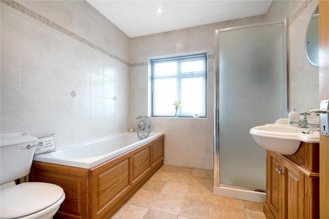 15 Rolleston Avenue, Petts Wood, Orpington, BR5 1AJ