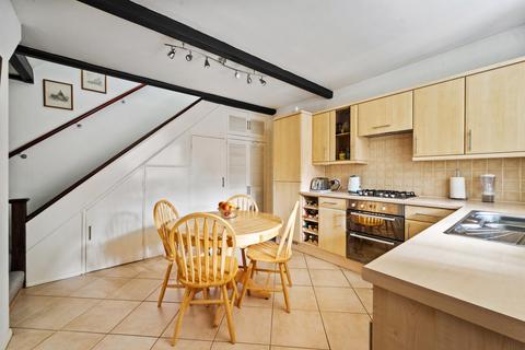 2 bedroom cottage for sale - St. Margarets Mews, Kingston Hill, Kingston Upon Thames, Surrey, KT2
