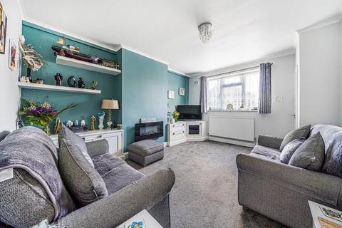 85 Paston Crescent, London, SE12 9ED
