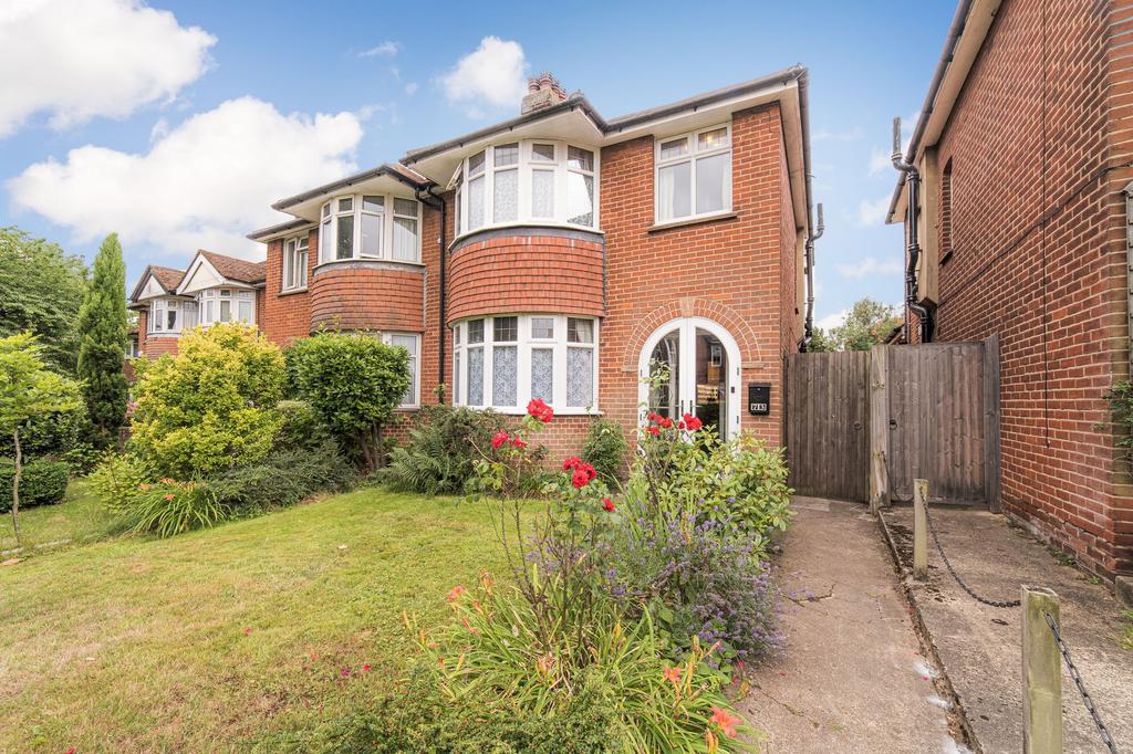 St. Stephens Road, Canterbury, CT2 3 bed semidetached house for sale