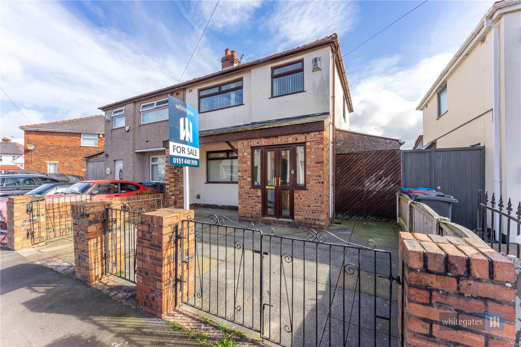 Beechwood Grove, Prescot, Merseyside, L35 3 bed semidetached house for