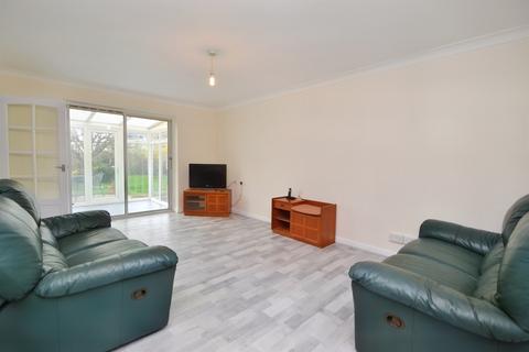 4 Bingham Road, Verwood, BH31 6TY
