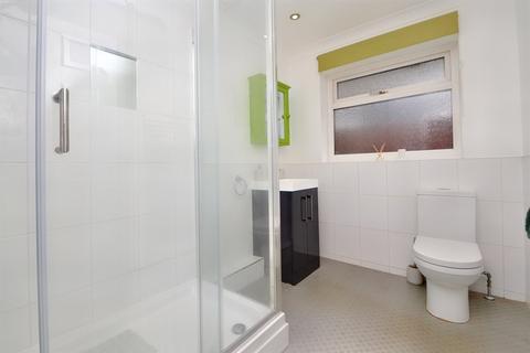 4 Bingham Road, Verwood, BH31 6TY