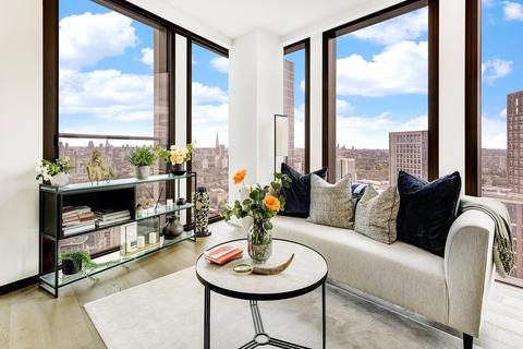 3 bedroom apartment to rent, Carnation Way, N9, SW8