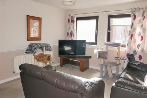 2 bedroom flat to rent, West Winnelstrae, Edinburgh, EH5