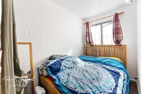 Flat 1, Newman House, 2 Garrison Close, London, SE18 4JD