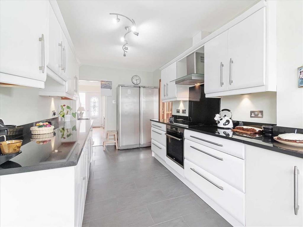 Kitchen (2)