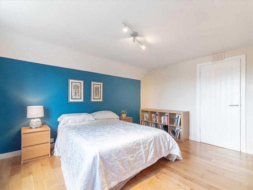 Bedroom Four (2)