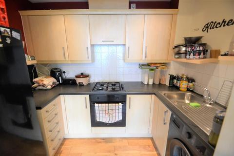 197 Wooldridge Close, Feltham, TW14 8BJ